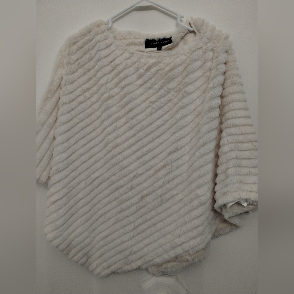 Cozy Cream Faux Fur Poncho